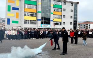 1030 kişi deprem tatbikatlarıyla bilgilendirildi…