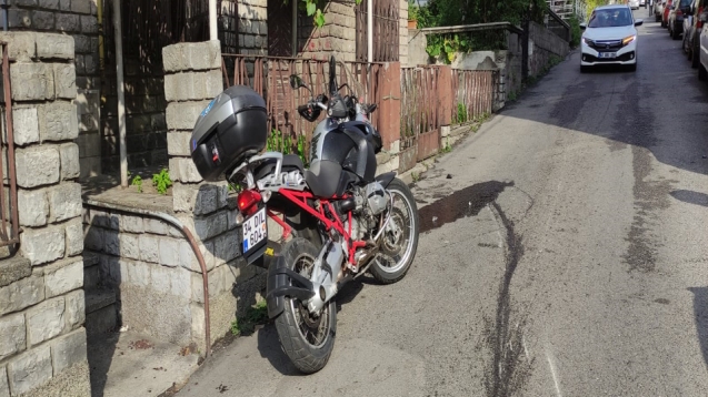 Yola dökülen yağ kazaya neden oldu.