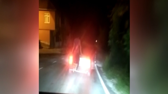 Tehlikeli yolculuk kameralara yansıdı...