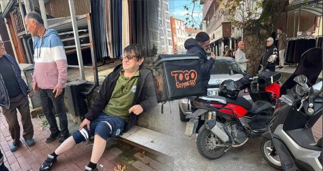 Motosiklet yayaya çarptı… Yaya yaralandı…