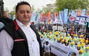 İstanbul mitinginde en ön sırada kutladı...