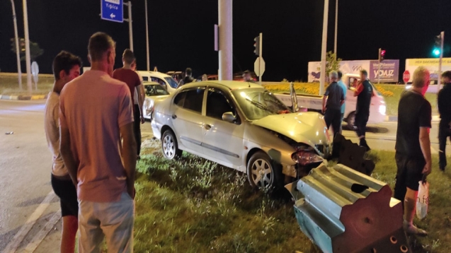 trafik kazasında 1 kişi yaralandı.