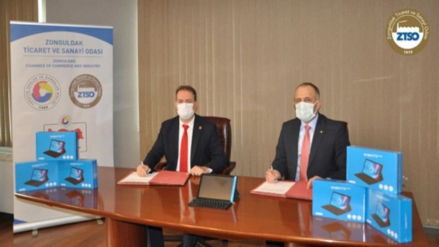 Tabletler Zonguldak Milli Eğitim Müdürlüğü’ne teslim edildi