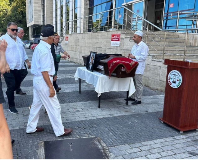 Av. Gülseren Demir, son yolculuğuna uğurlandı...