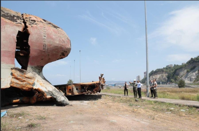 KAFKAMETLER gemisi enkaz kaldırma faaliyeti devam ediyor...