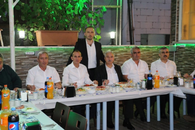 Biz bir AİLEYİZ…