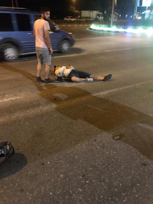 Motosiklet sürücüsü durumu ağır, sevk edildi...
