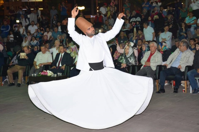 Kadir gecesi idrak edildi