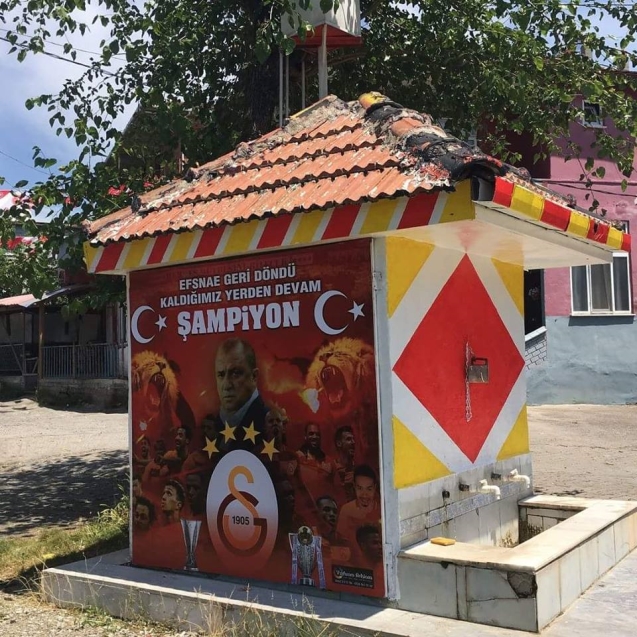 Şampiyon çeşme ŞAMPİYONUN renklerine büründü…