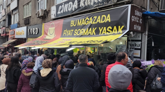 Fiyat sorma, ne alırsan 100 lira...