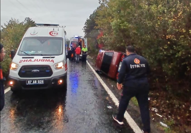 Trafik kazasında 3 kişi yaralandı...