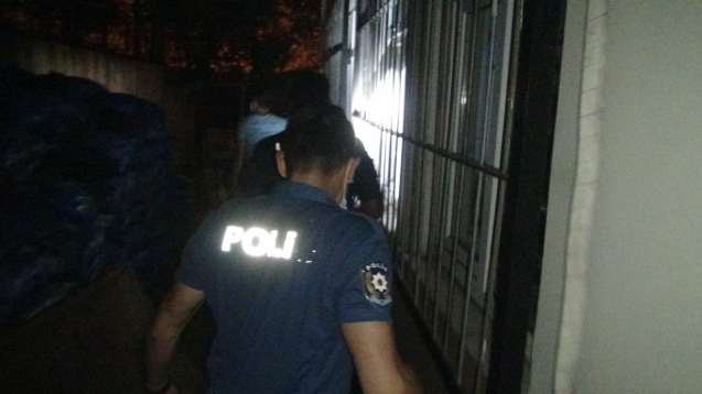 Hırsız ihbarı polisi harekete geçirdi...
