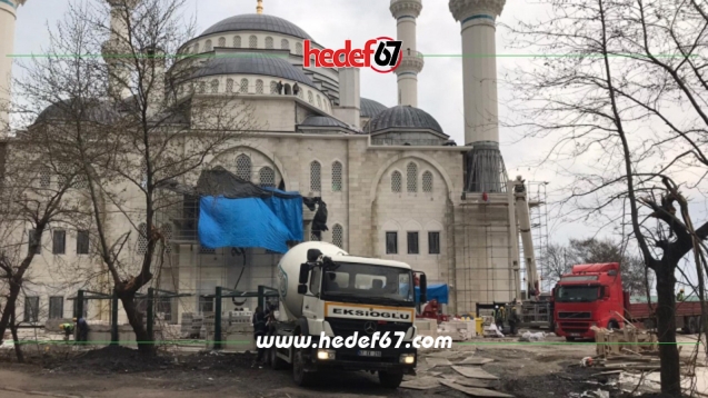 Uzun Mehmet Cami’de çalışmalar devam ediyor...