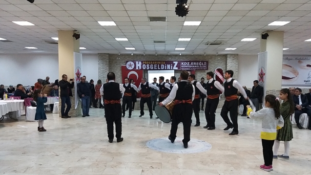 DAVUL,ZURNALARLA EĞLENDİLER...