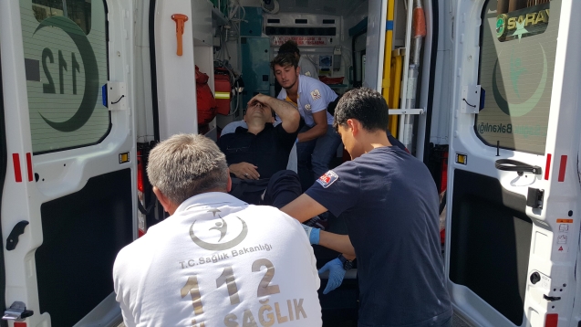 Borcunu yapılandırmak isteyen müdürü silahla yaraladı…