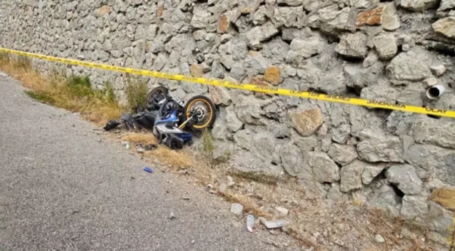 Polis memuru, motosiklet kazasında yaşamını yitirdi...