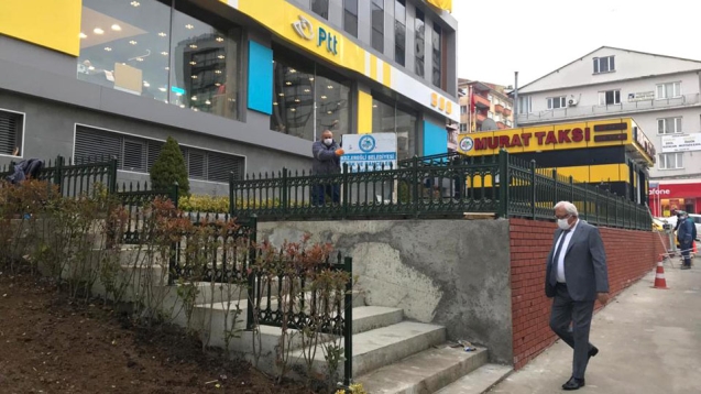 BELEDİYE, PTT BİNASINA ÇEVRE DÜZENLEMESİ YAPTI...