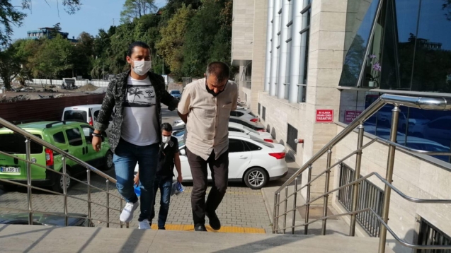 Siber suçtan gözaltına alınan kişi, adliye çıkartıldı...