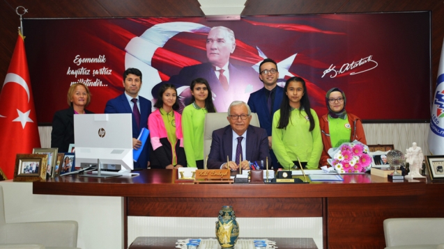 POSBIYIK’TAN ‘AYNI DENİZİN ÇOCUKLARIYIZ’ PROJESİNE DESTEK...