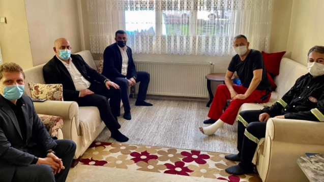 Yakup Yılmaz iş kazasında yaralanan işçiyi ziyaret etti...