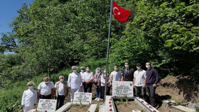 Şehidimizin bayrağı değiştirildi…