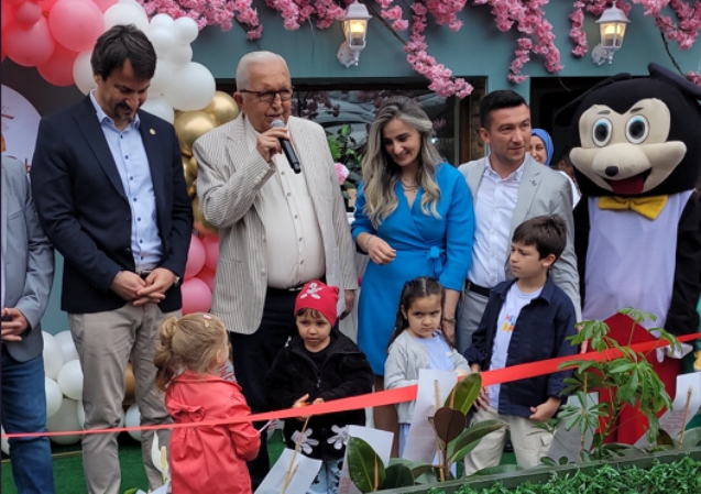 0-14 yaş grubunun yeni adresi LUCKY BABY…