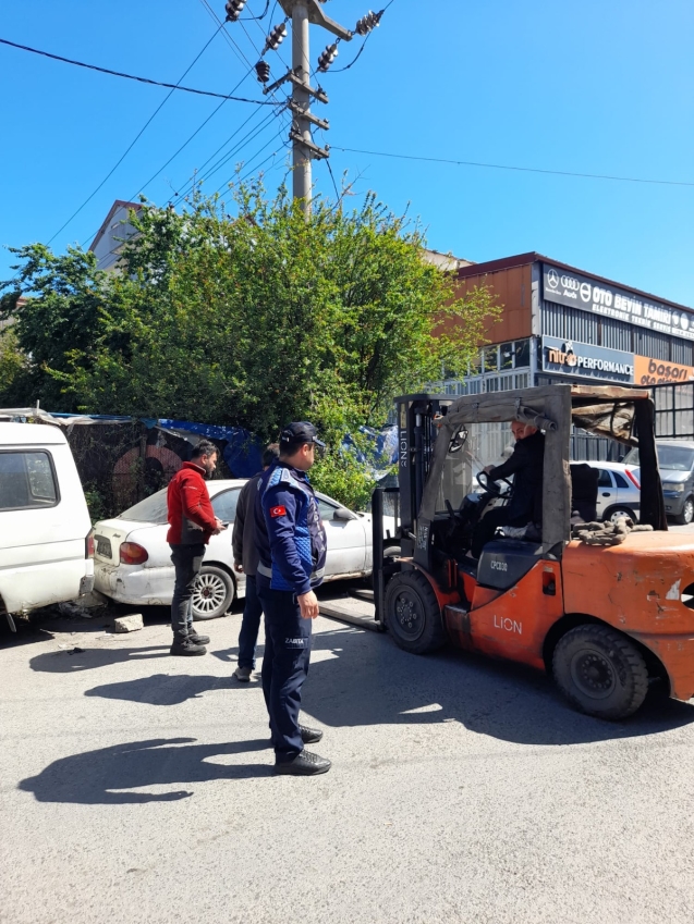 Kışla ve Belen sanayi hurdalardan temizleniyor...