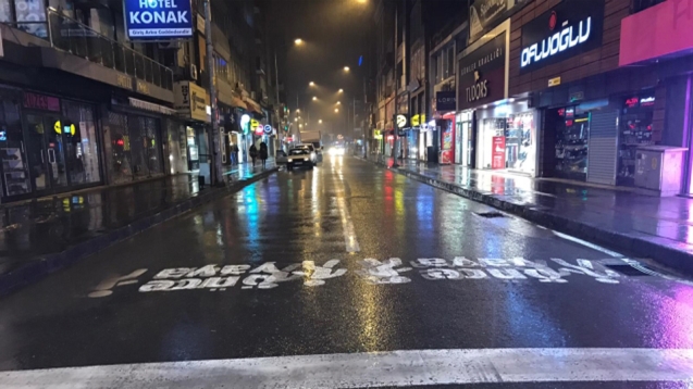 Sokağa çıkma kısıtlaması başladı...