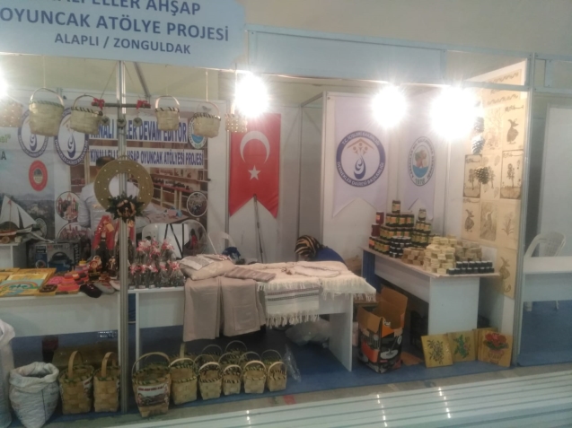 Kınalı eller projesi Antalya’da…