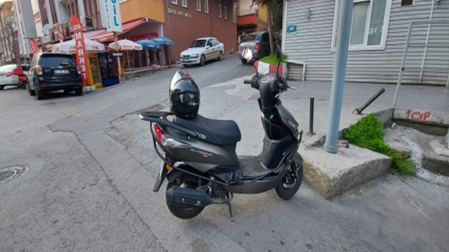 Kaza yaptı...kendi imkânları ile hastaneye gitti...