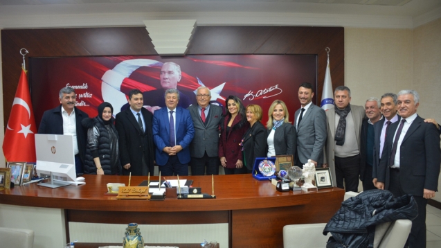 YEREL GAZETE SATIŞ STANTLARI HİZMETTE...