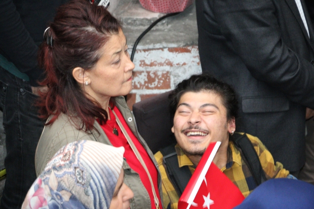 İMZA kitabı benim ilk çocuğum…