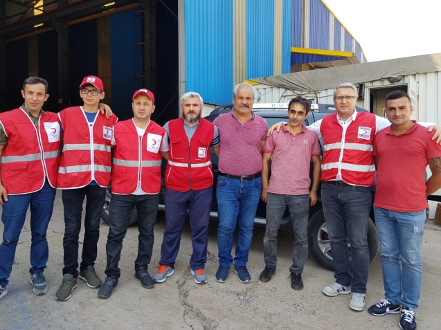 Toplantıdan çıktılar, yardıma koştular…