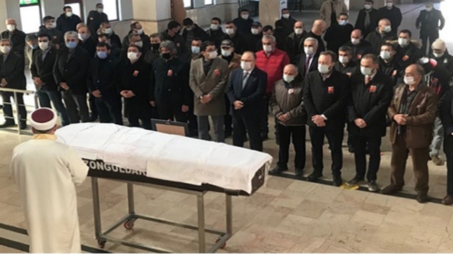 Son yolculuğuna uğurlandı
