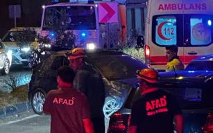 Otomobil takla attı...3 kişi yaralandı...