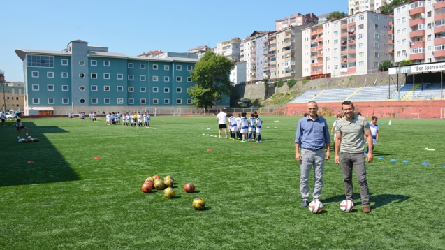 310 öğrenci katılıyor…