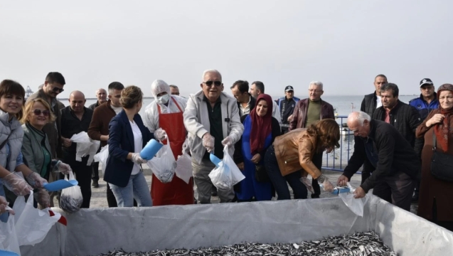 16. Hamsi Festivali’nin ateşi yandı...