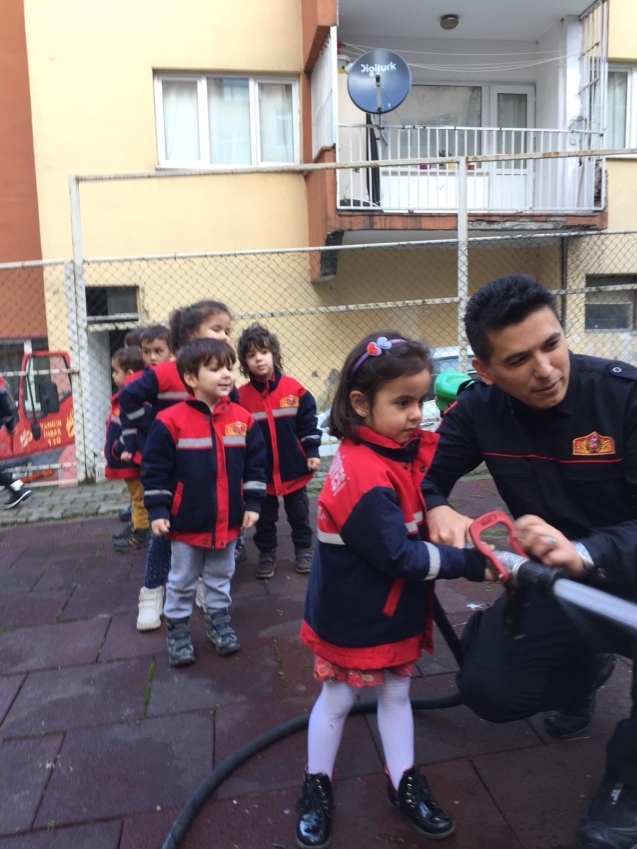 Minik öğrencilere eğitim…