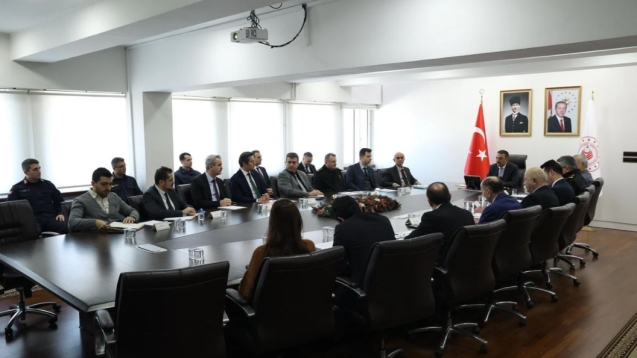 Kaçak maden ocaklarıyla mücadele için toplandılar...