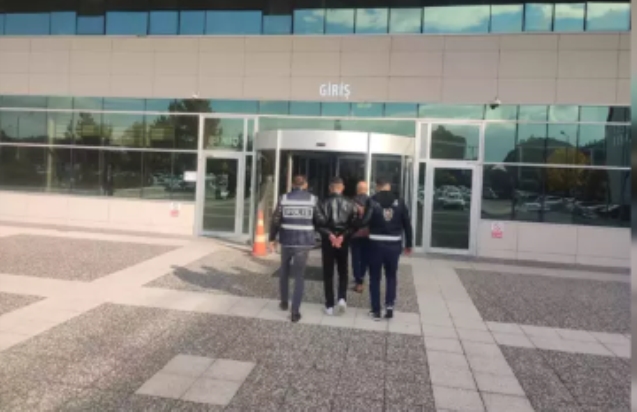 Evine hırsız girdi... Bakın hırsız kim çıktı...