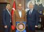 BAŞKAN DEMİRTAŞ'A, PLAKET...