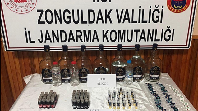 8 litre etil alkol ele geçirildi...