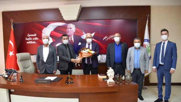 Şehit aileleri derneği, Başkan Posbıyık'ı ziyaret etti