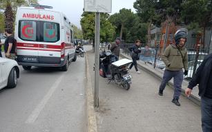 Otomobil ile motosiklet çarpıştı... 1 yaralı...