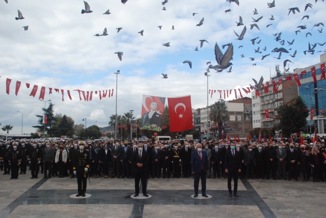 Cumhuriyet Bayramı töreni düzenlendi...