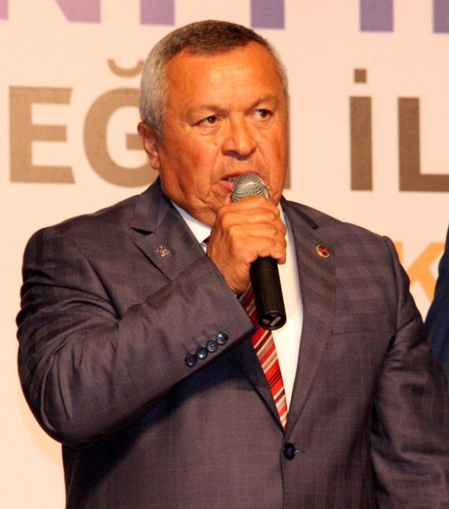 Çakallar dedi ve ekledi, ‘İnlerinde rahat bırakmayacağım’