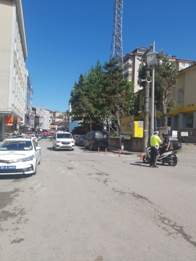 Alaplı'da motosiklet uygulamaları aralıksız sürüyor...
