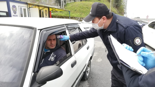 KARAYOLUNDA, ATEŞ ÖLÇERLİ VİRÜS TEDBİRLERİ...