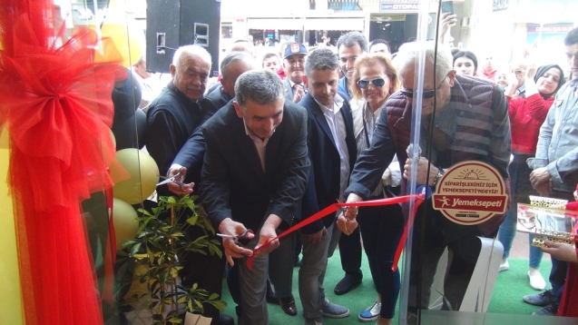 Pizza Street’i Posbıyık açtı…