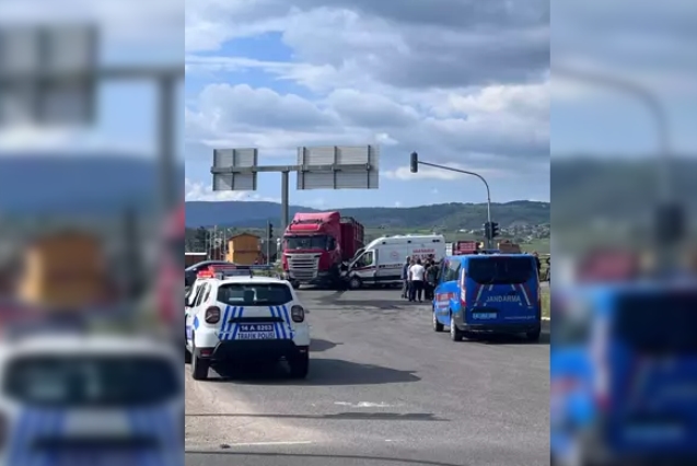 Başsavcı'nın olduğu ambulans kazaya karıştı... 8 yaralı